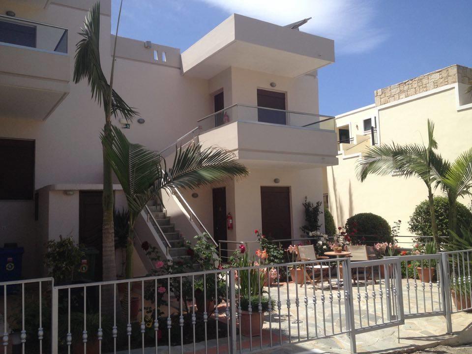 Kallitsakis Beach Platanias  Luaran gambar